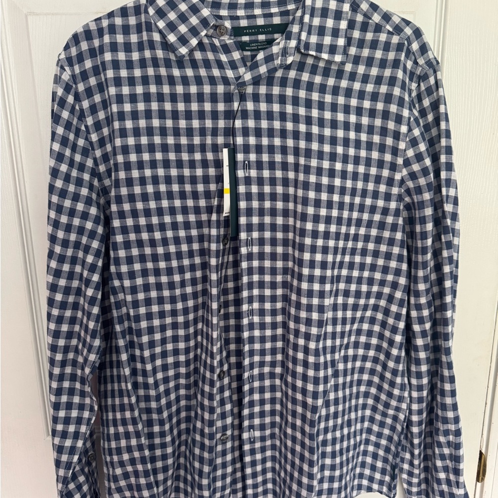 Perry Ellis Blue and White Casual Button Down Shirt